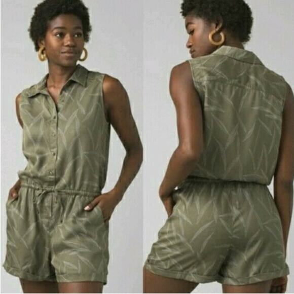 PrAna Weekend Escape Green Leaves Tencel Safari Neutral Romper Size Medium - Picture 1 of 6